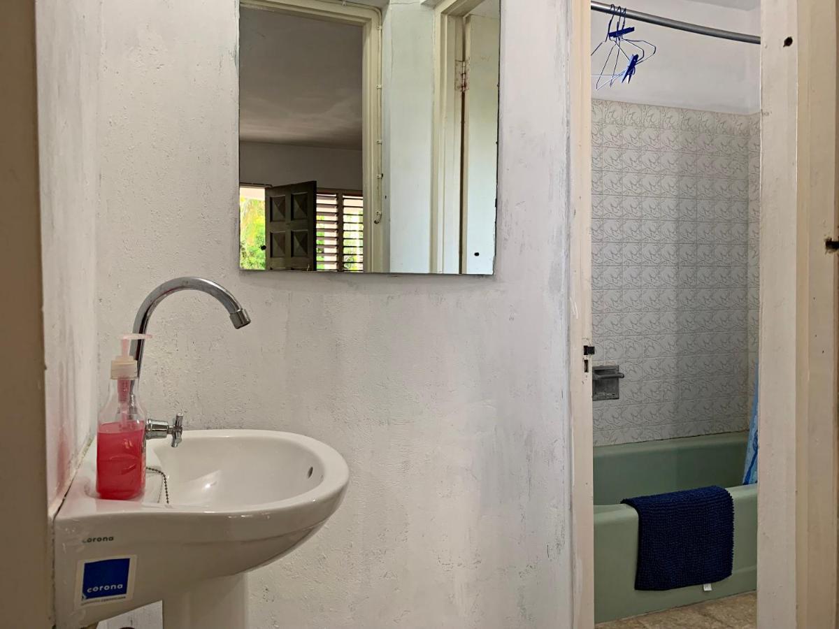 African Symbol Guest House มอนเทโกเบย์ ภายนอก รูปภาพ