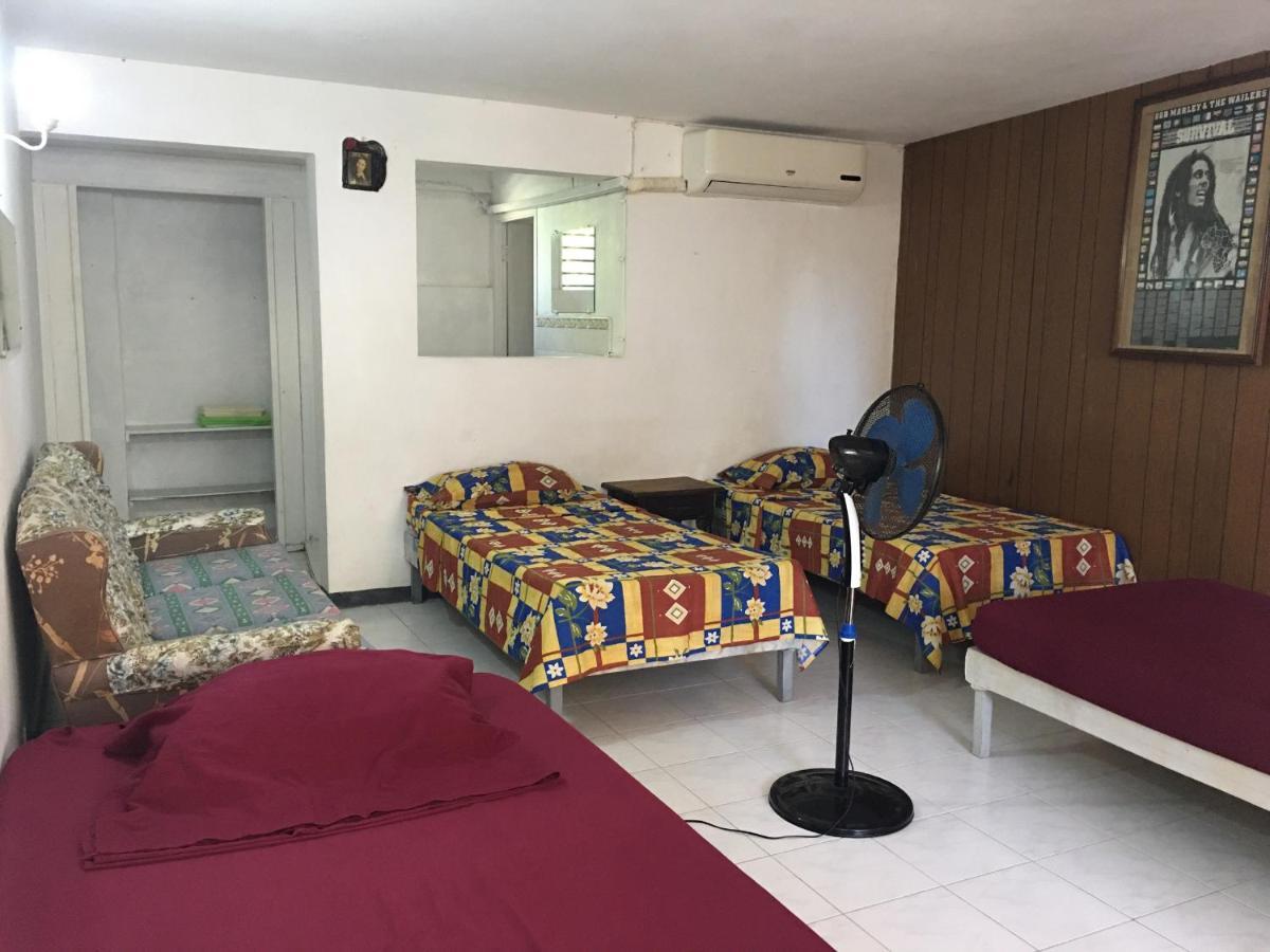 African Symbol Guest House มอนเทโกเบย์ ภายนอก รูปภาพ